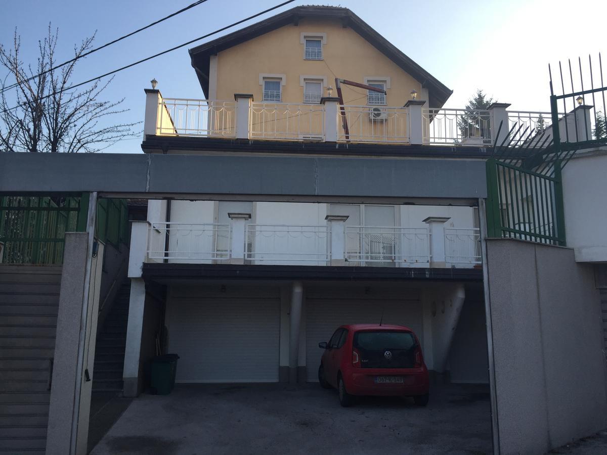 Apartments Villa Irma Sarajevo Exterior foto